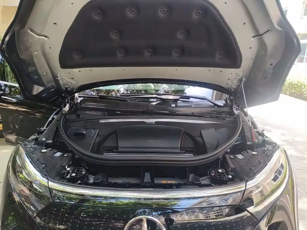 Mercedes-Benz EQS SUV — фото 20