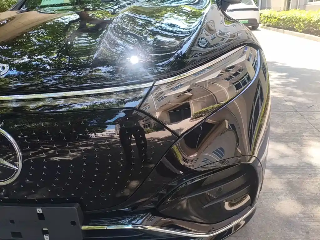 Mercedes-Benz EQS SUV — фото 24