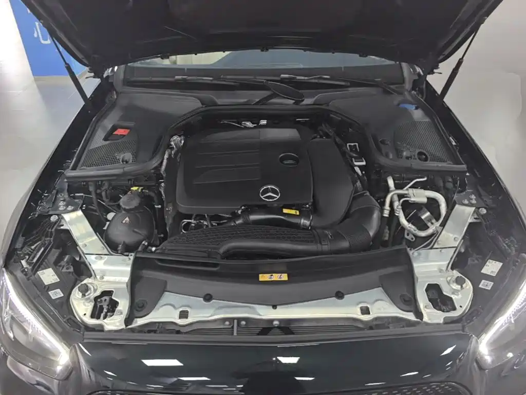 Mercedes-Benz E-Class (Import) — фото 25