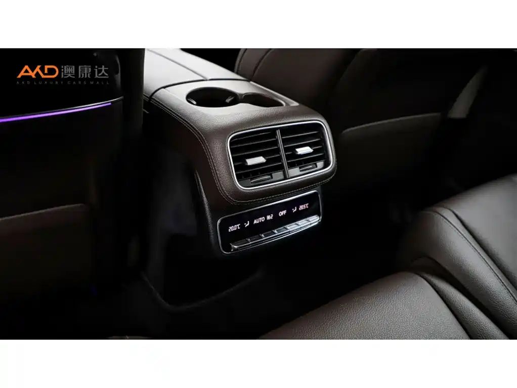 Mercedes-Benz GLS — фото 10