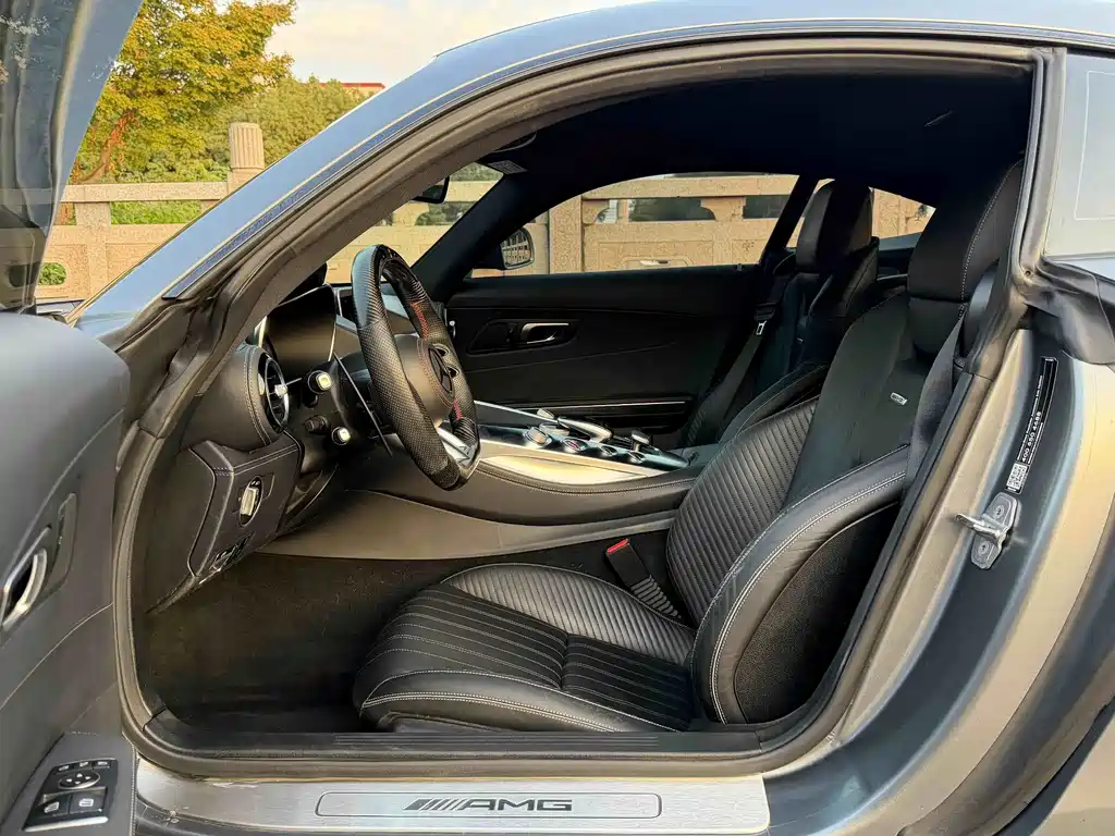 Mercedes-Benz AMG GT — фото 6