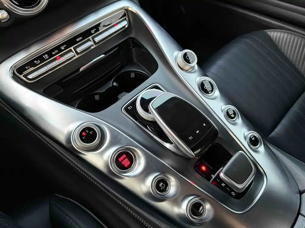Mercedes-Benz AMG GT — фото 10