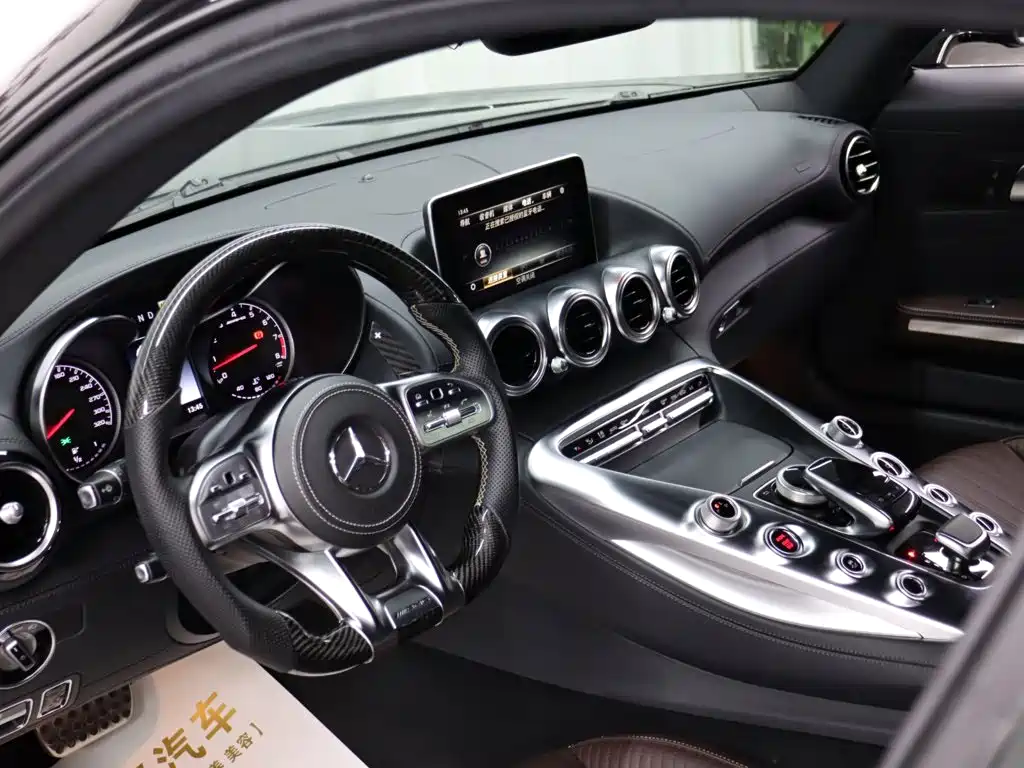 Mercedes-Benz AMG GT — фото 7