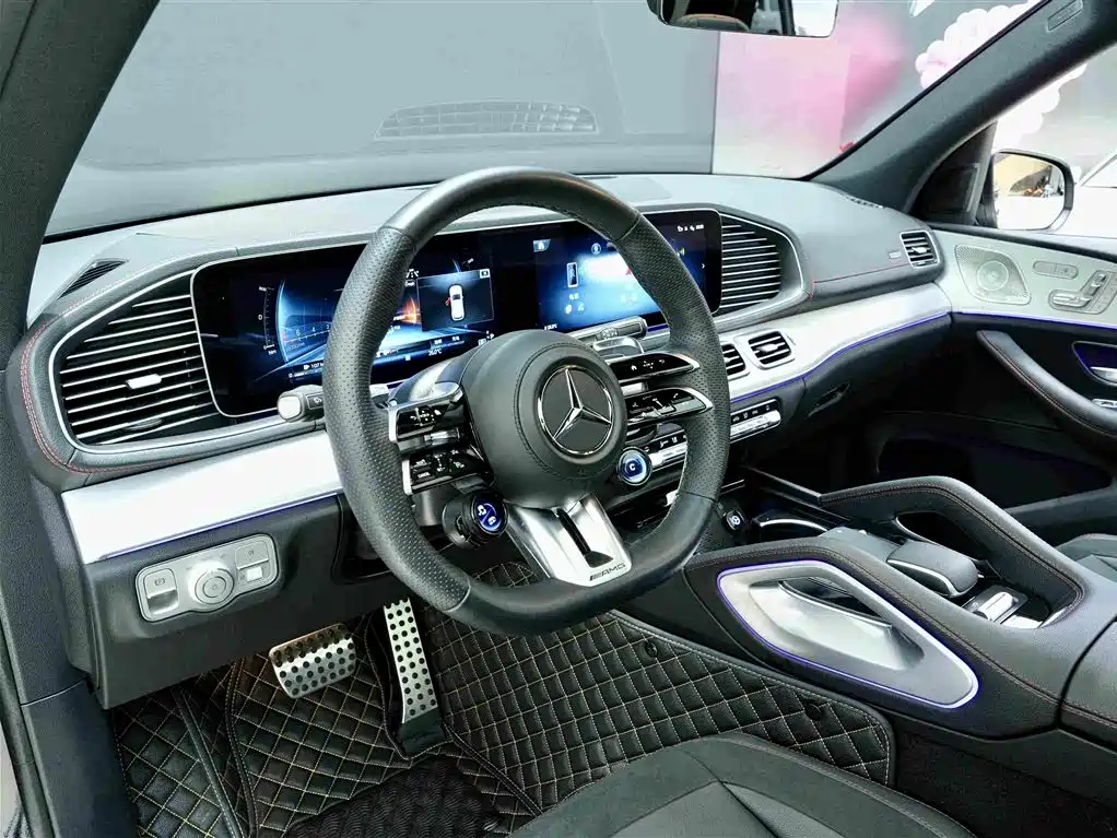 Mercedes-Benz GLE AMG — фото 7