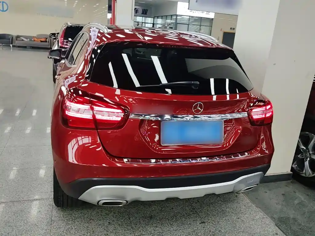 Mercedes-Benz GLA — фото 4