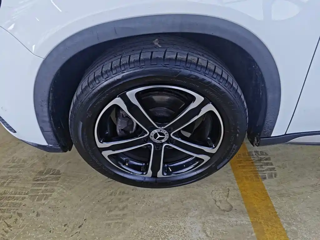Mercedes-Benz GLA — фото 23