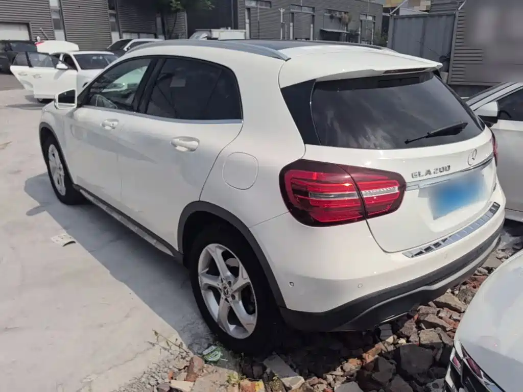 Mercedes-Benz GLA — фото 5
