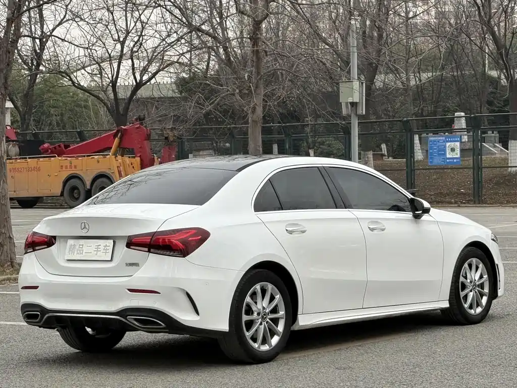 Mercedes-Benz A-Class — фото 10