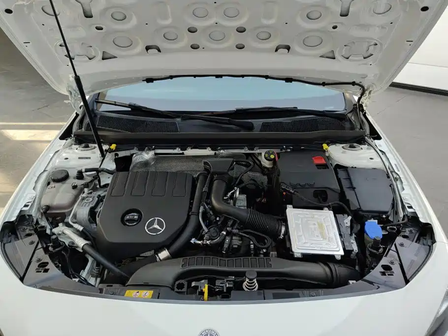 Mercedes-Benz A-Class — фото 10