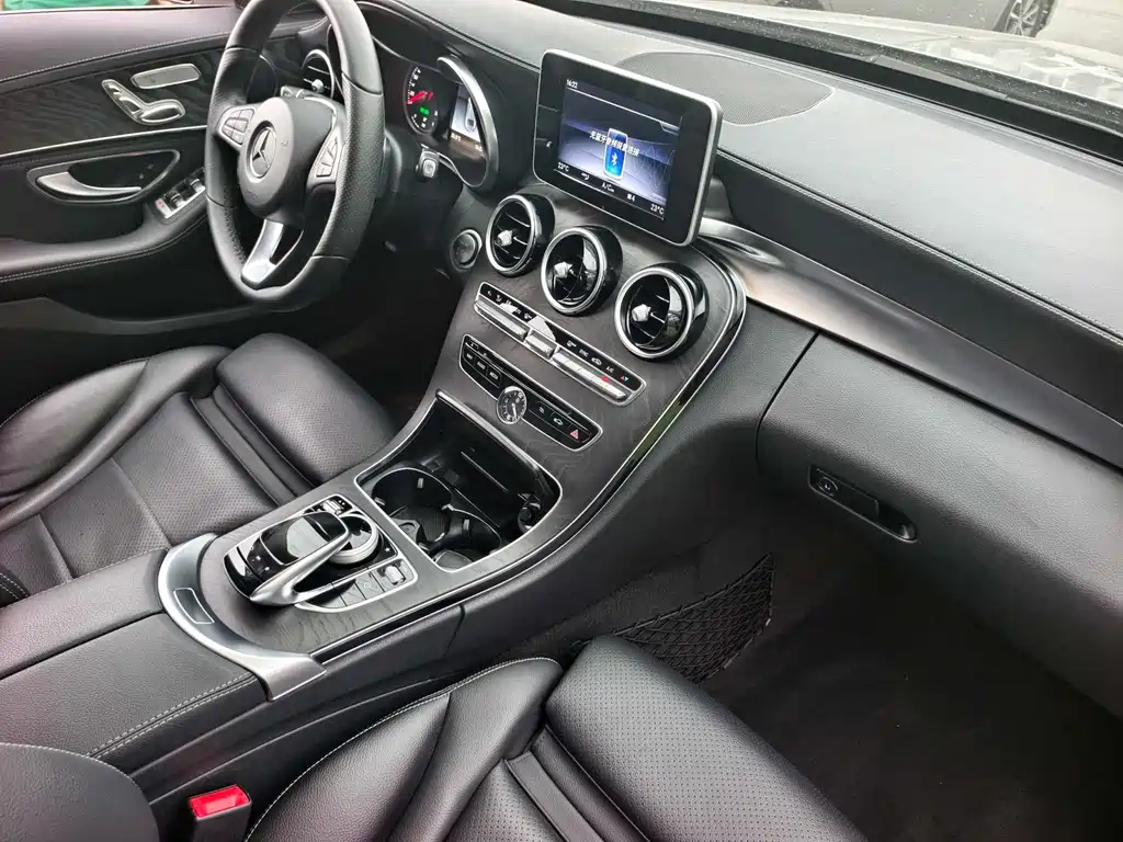 Mercedes-Benz C-Class — фото 13