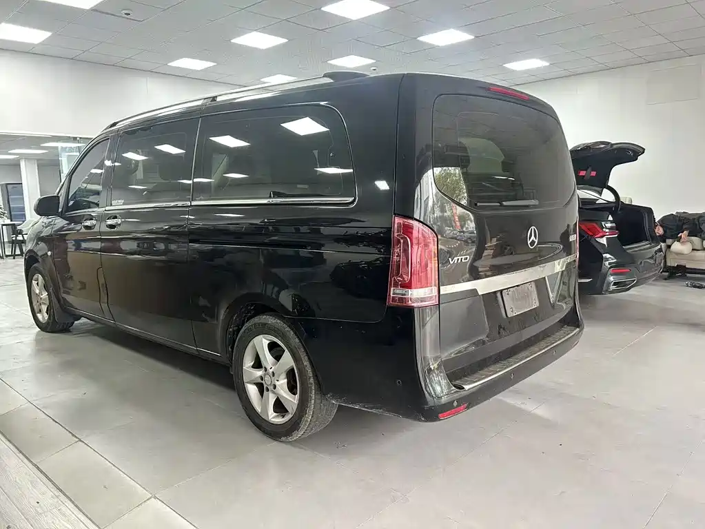 Mercedes-Benz Vito — фото 4