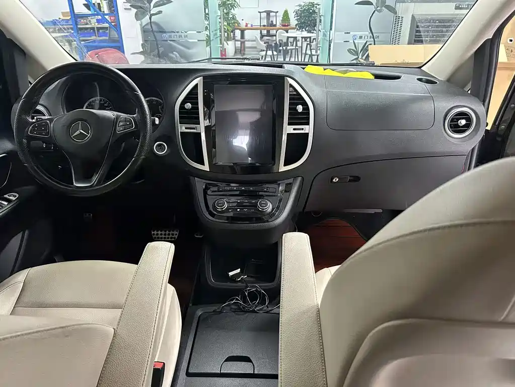 Mercedes-Benz Vito — фото 9