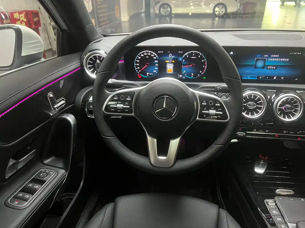 Mercedes-Benz A-Class — фото 10