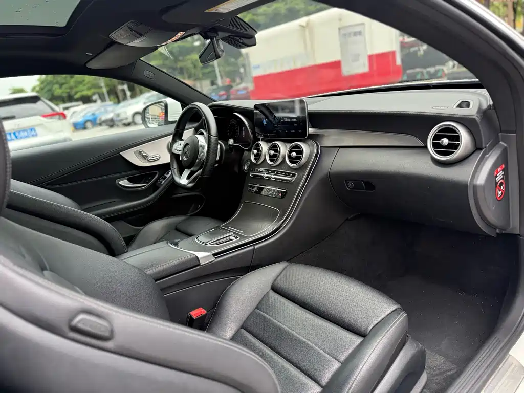 Mercedes-Benz C-Class (Import) — фото 5