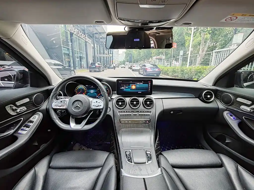 Mercedes-Benz C-Class — фото 13