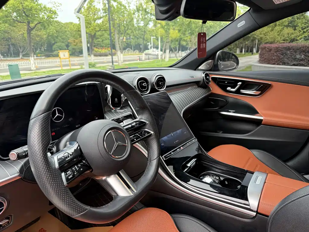 Mercedes-Benz C-Class — фото 14