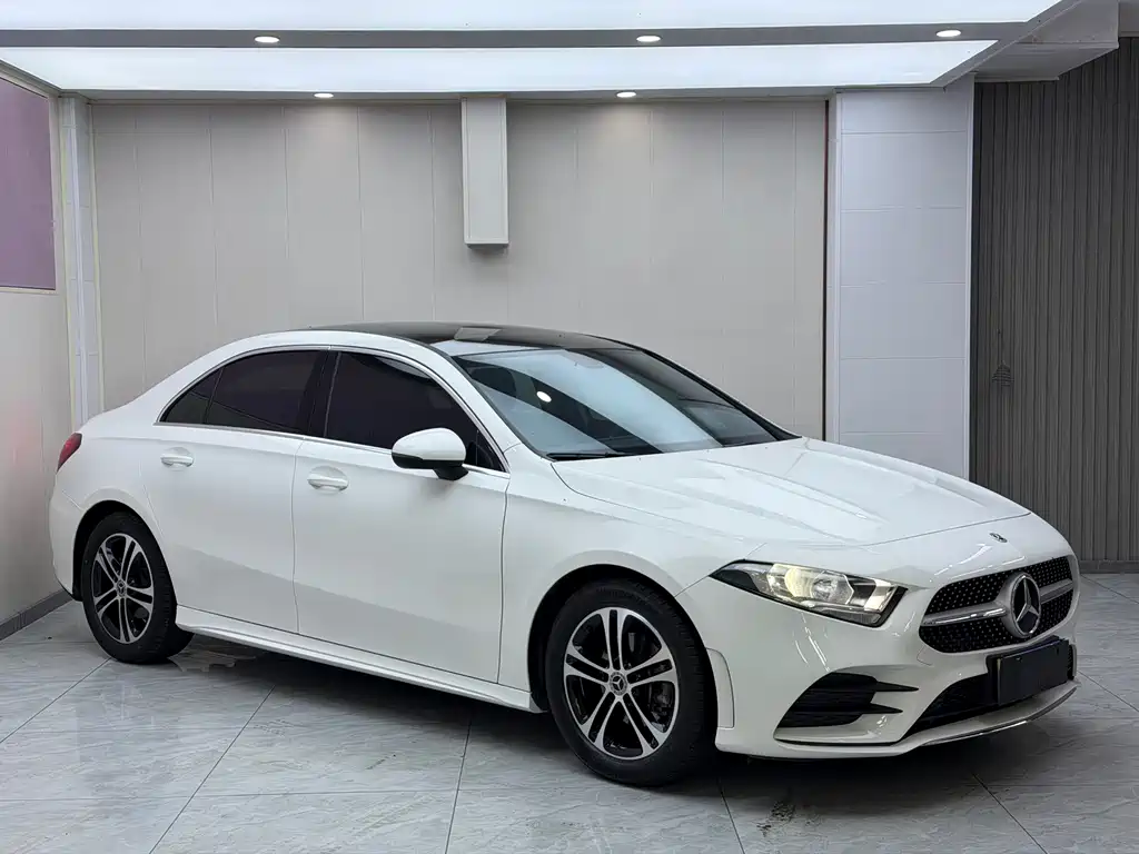 Mercedes-Benz A-Class — фото 3