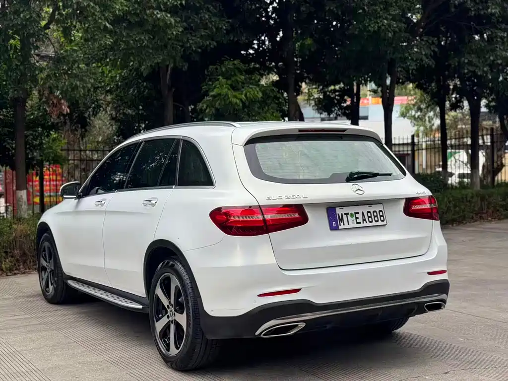 Mercedes-Benz GLC — фото 7