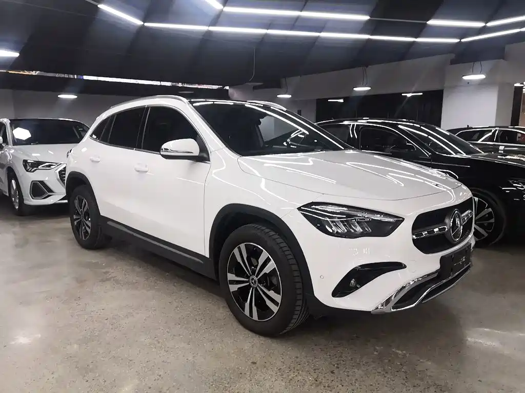 Mercedes-Benz GLA — фото 21
