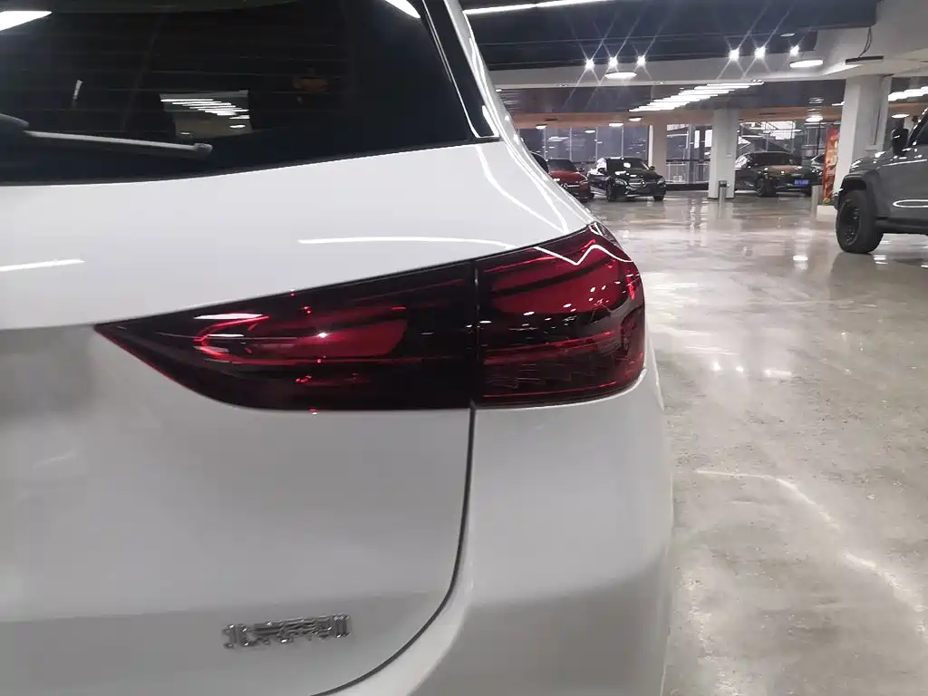 Mercedes-Benz GLA — фото 23