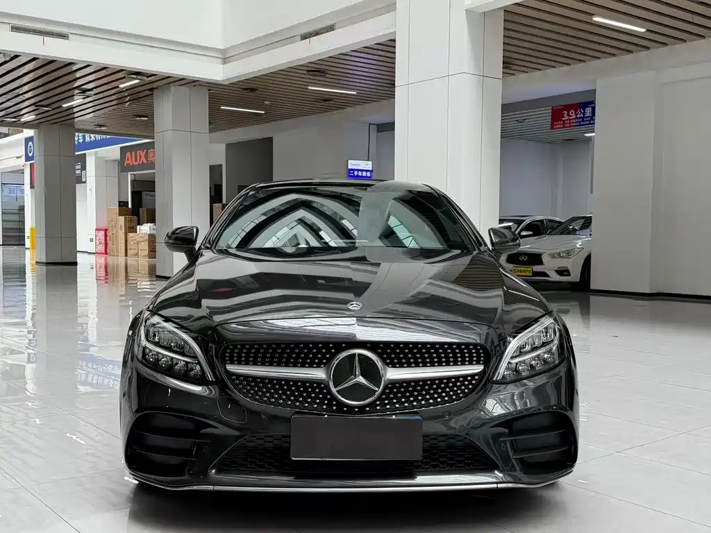 Mercedes-Benz C-Class (Import) — фото 2
