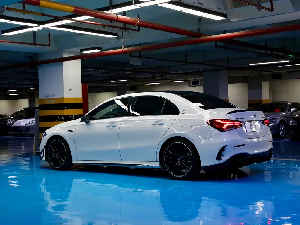 Mercedes-Benz A-Class AMG — фото 3