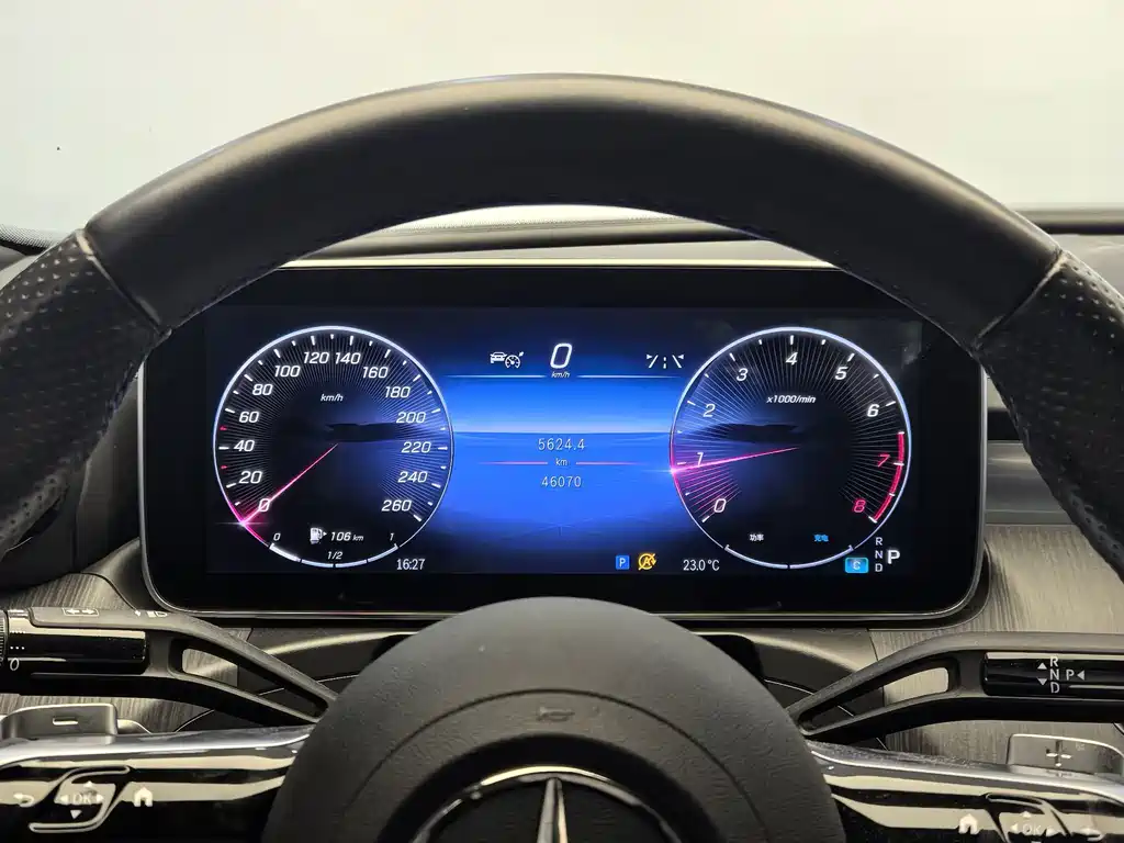 Mercedes-Benz C-Class — фото 18