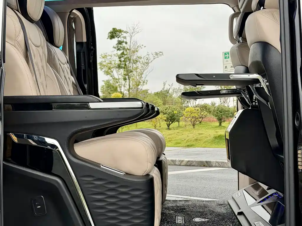 Mercedes-Benz Vito — фото 14