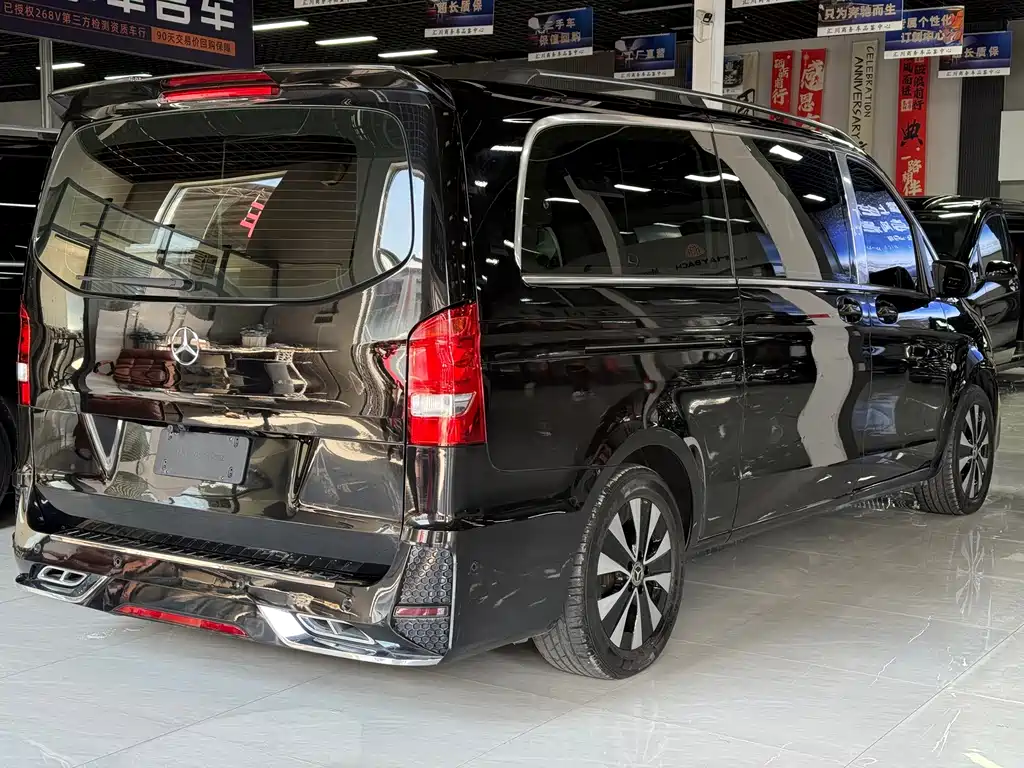 Mercedes-Benz Vito — фото 14