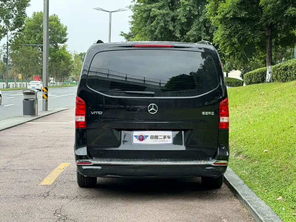 Mercedes-Benz Vito — фото 5