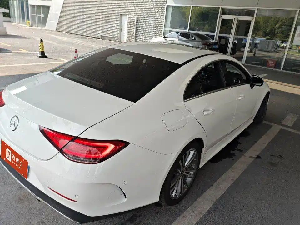 Mercedes-Benz CLS — фото 4
