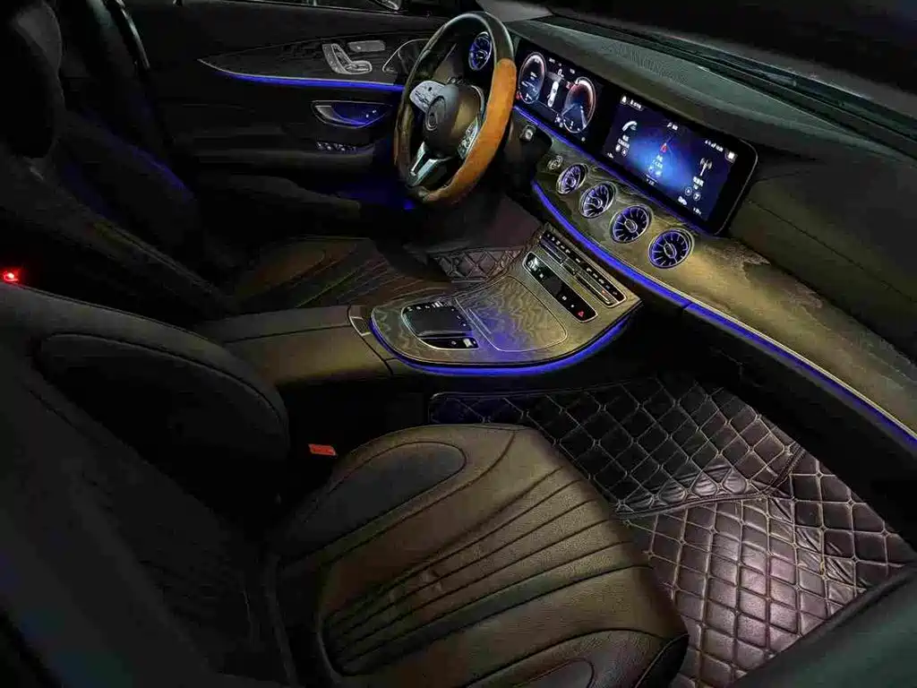 Mercedes-Benz CLS — фото 7