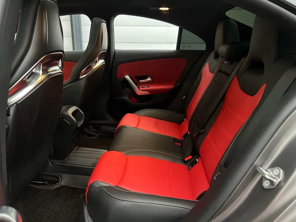 Mercedes-Benz CLA AMG — фото 14