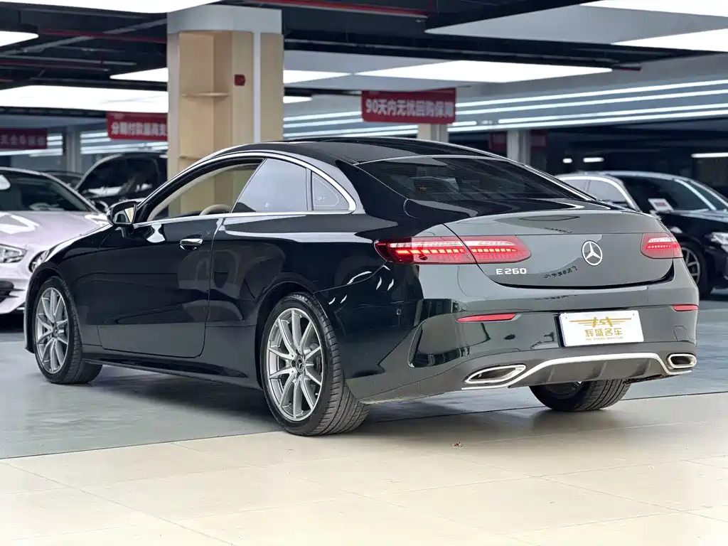 Mercedes-Benz E-Class (Import) — фото 8