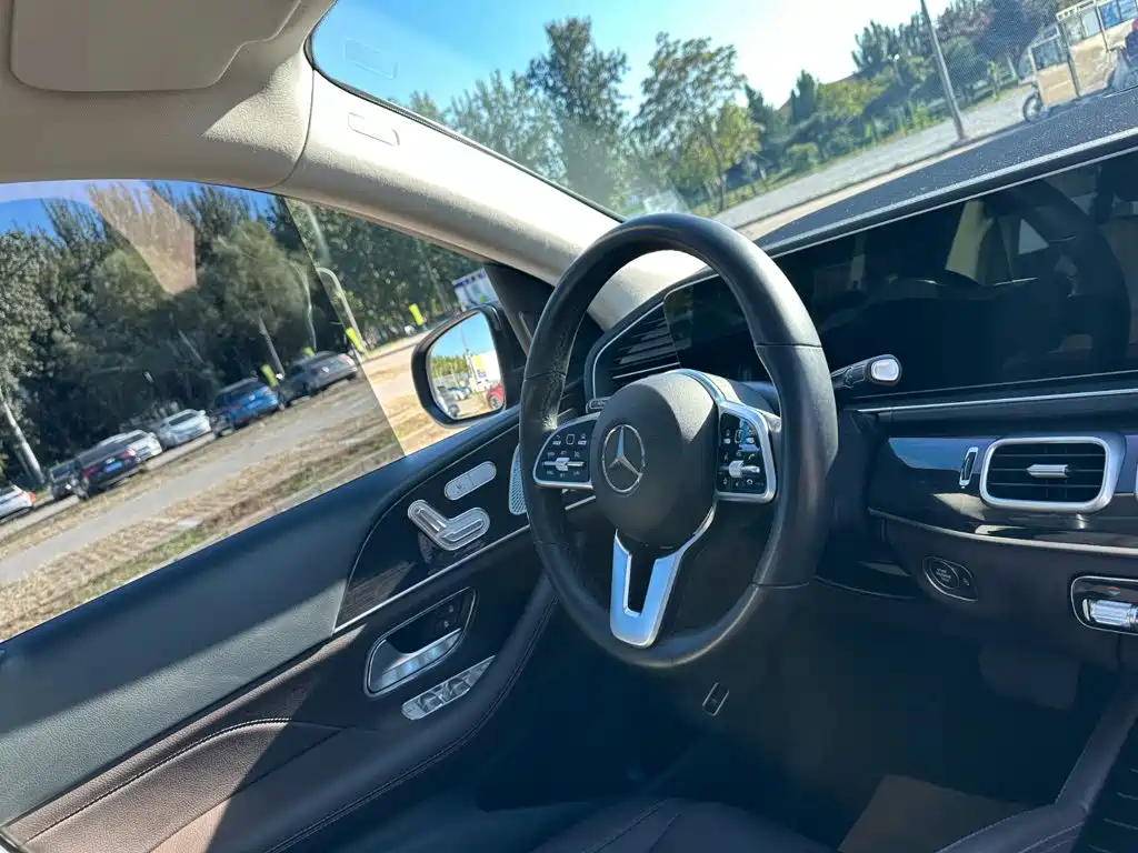 Mercedes-Benz GLE (Import) — фото 18