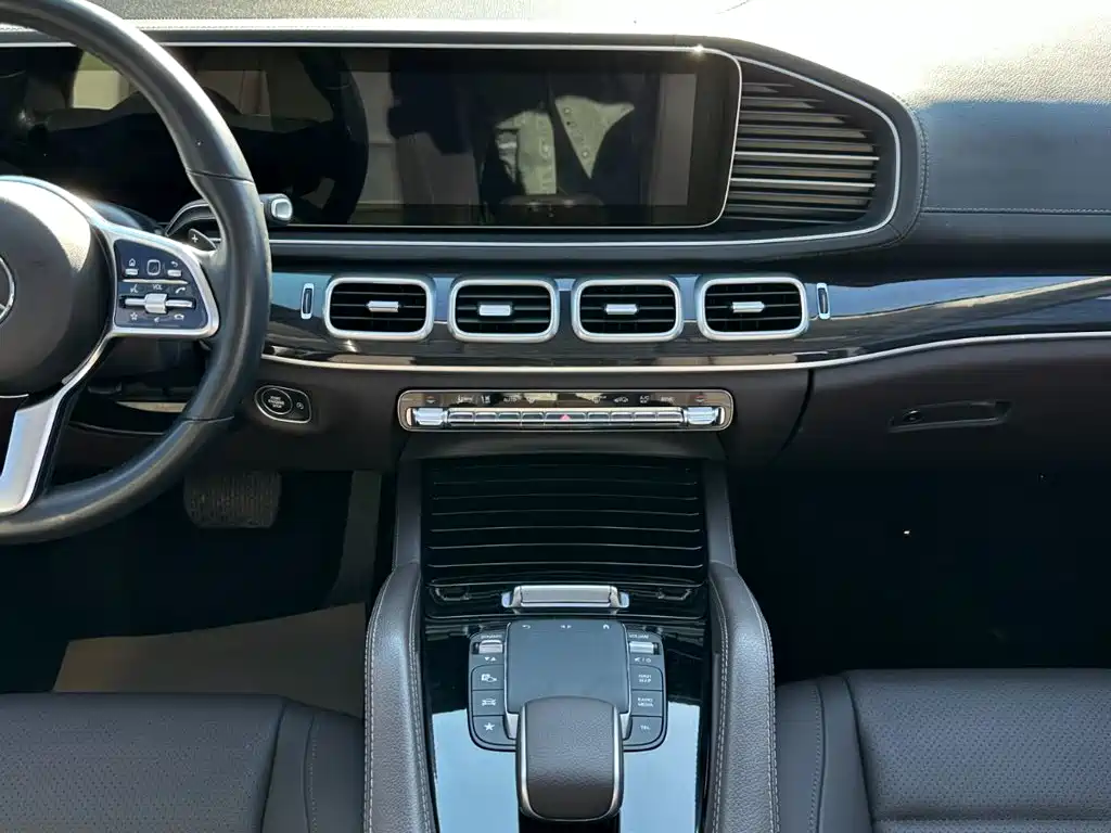 Mercedes-Benz GLE (Import) — фото 21