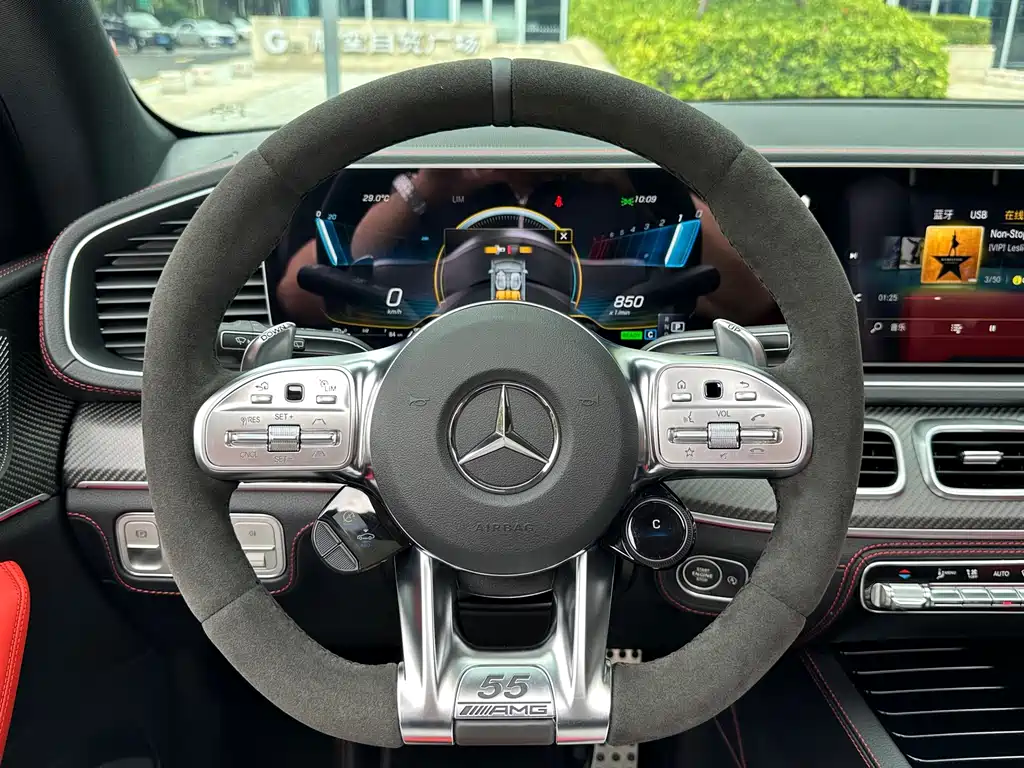 Mercedes-Benz GLE AMG — фото 11