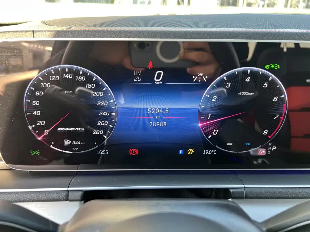 Mercedes-Benz GLE AMG — фото 19
