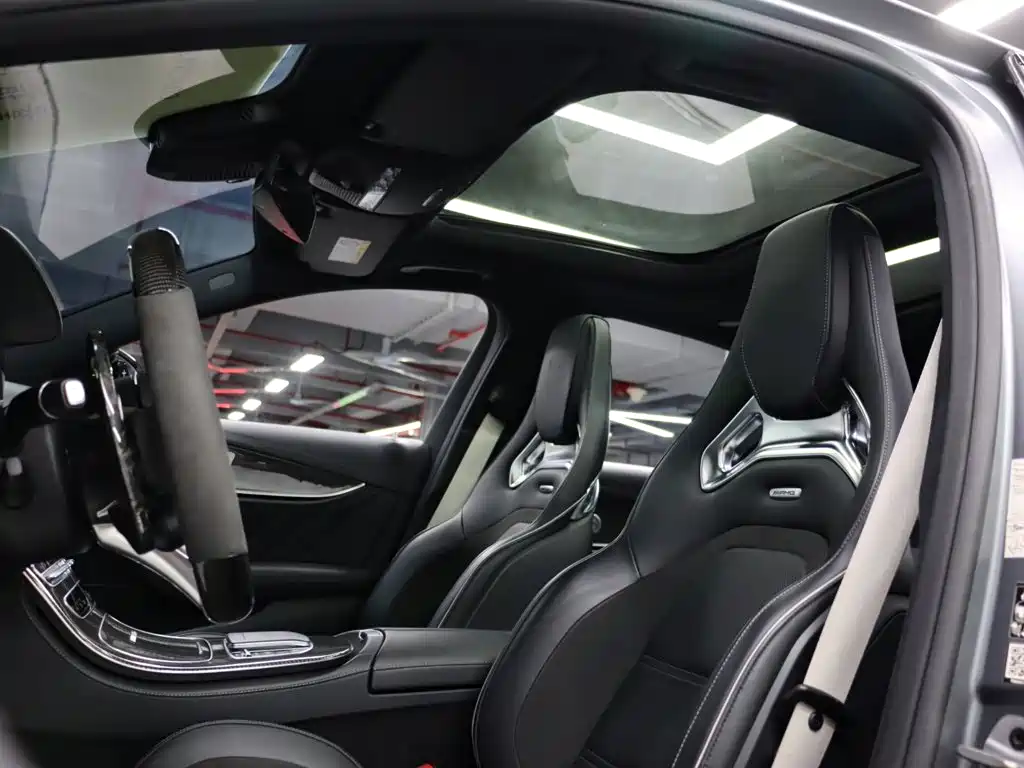 Mercedes-Benz E-Class AMG — фото 11