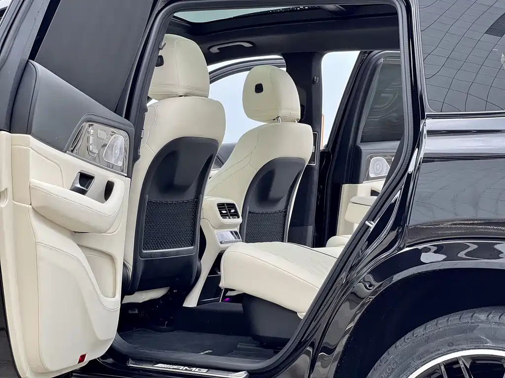 Mercedes-Benz GLS AMG — фото 6