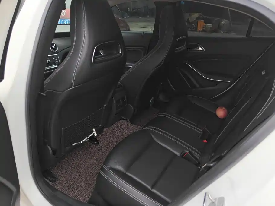 Mercedes-Benz GLA — фото 10