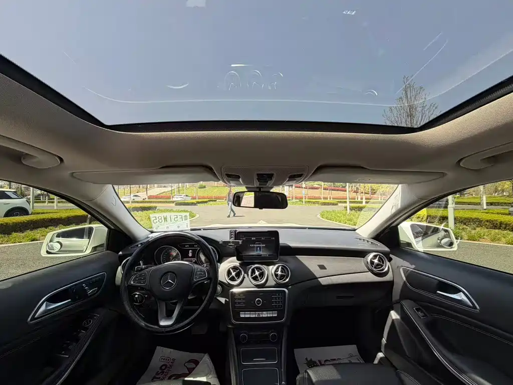 Mercedes-Benz GLA — фото 17