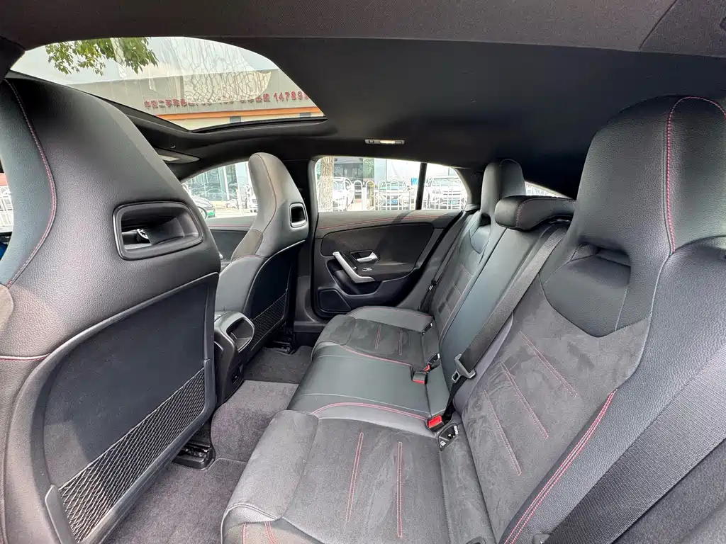 Mercedes-Benz CLA (Import) — фото 11