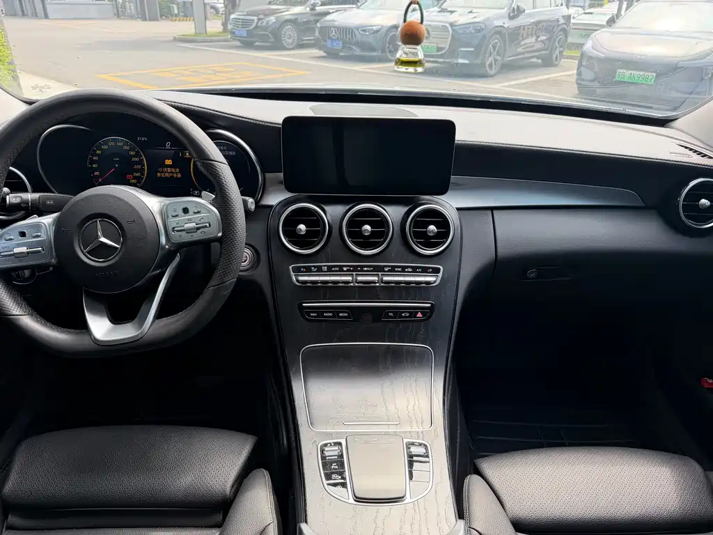 Mercedes-Benz C-Class — фото 19