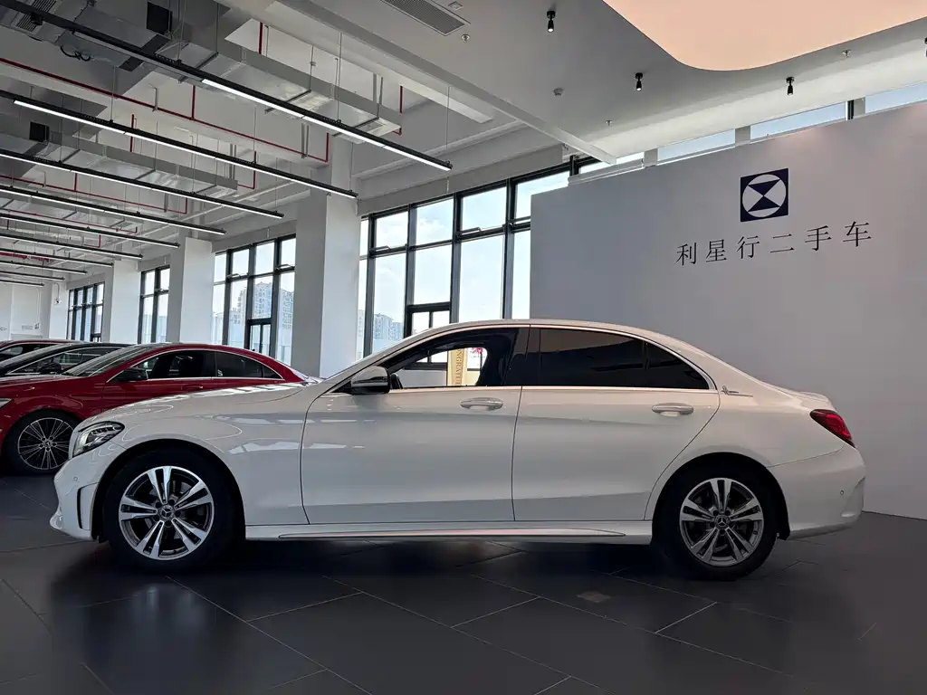 Mercedes-Benz C-Class — фото 3