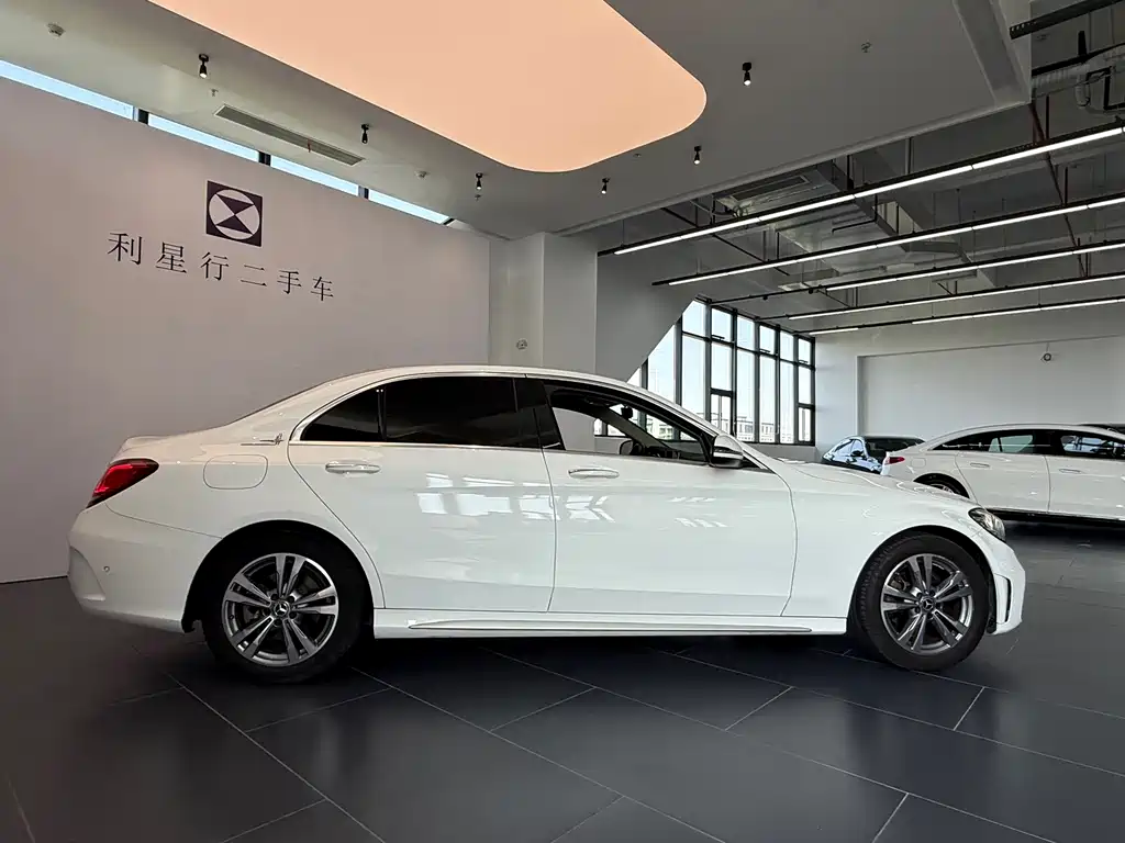 Mercedes-Benz C-Class — фото 6