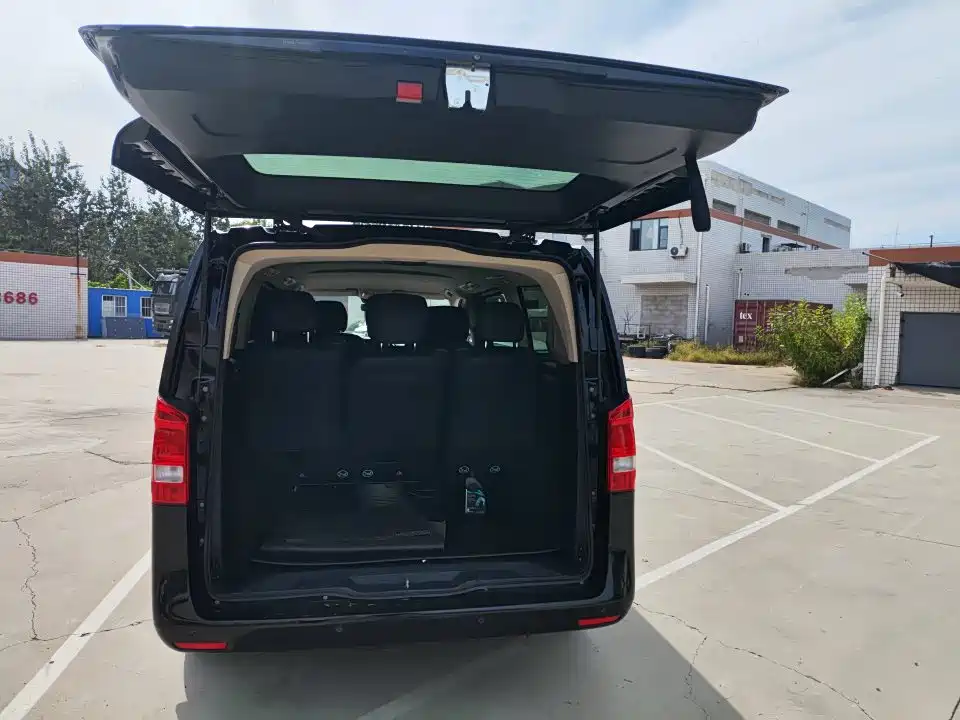 Mercedes-Benz Vito — фото 6
