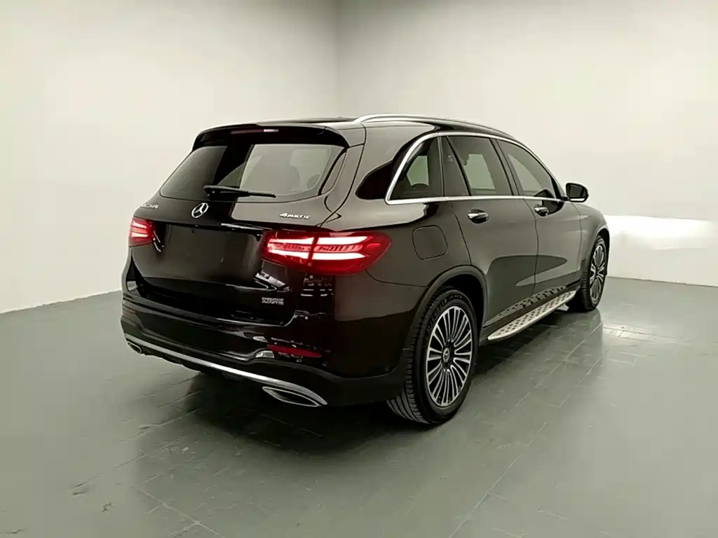 Mercedes-Benz GLC — фото 7