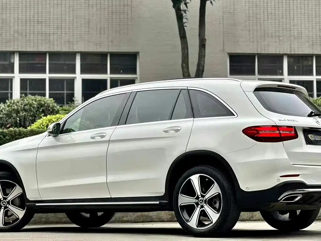 Mercedes-Benz GLC — фото 9