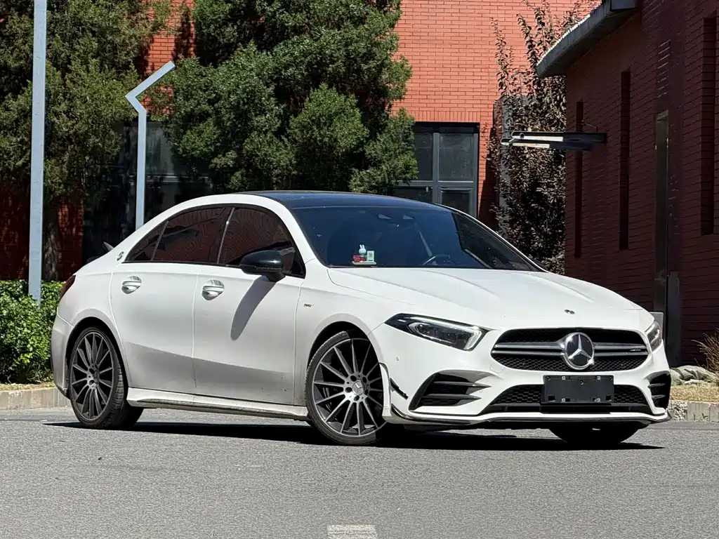 Mercedes-Benz A-Class AMG — фото 3